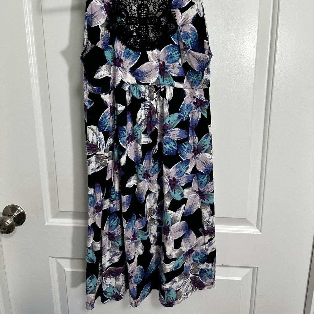 Elle Lace Racerback Floral Dress Size XS - Picture 3 of 5
